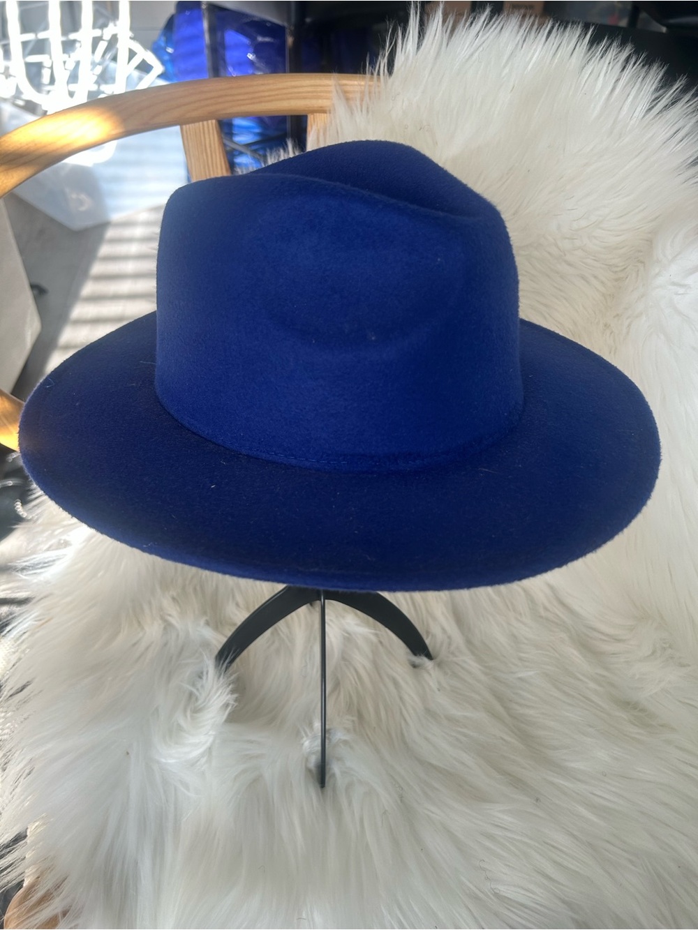 Classic Wide-Brim Felt Fedora - Royal Blue